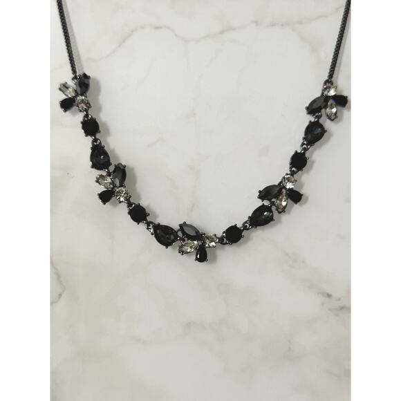 Givenchy Necklace - Picture 1 of 1